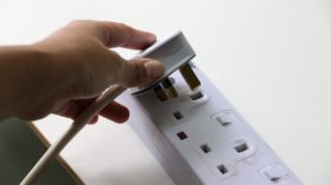 switch off plugs at the wall save on electric